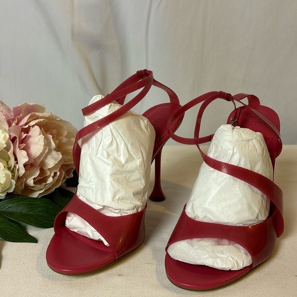 Marc Fisher Claudie Red Buckled Ankle Jelly Strap High Heeled Sandal Sz 8.5 NEW - Picture 1 of 7